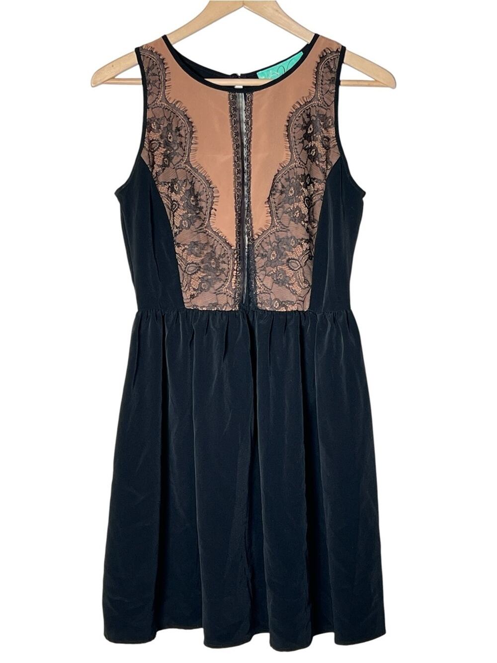 Venig Black Dress with Nude Lace Bodice size 6? B124